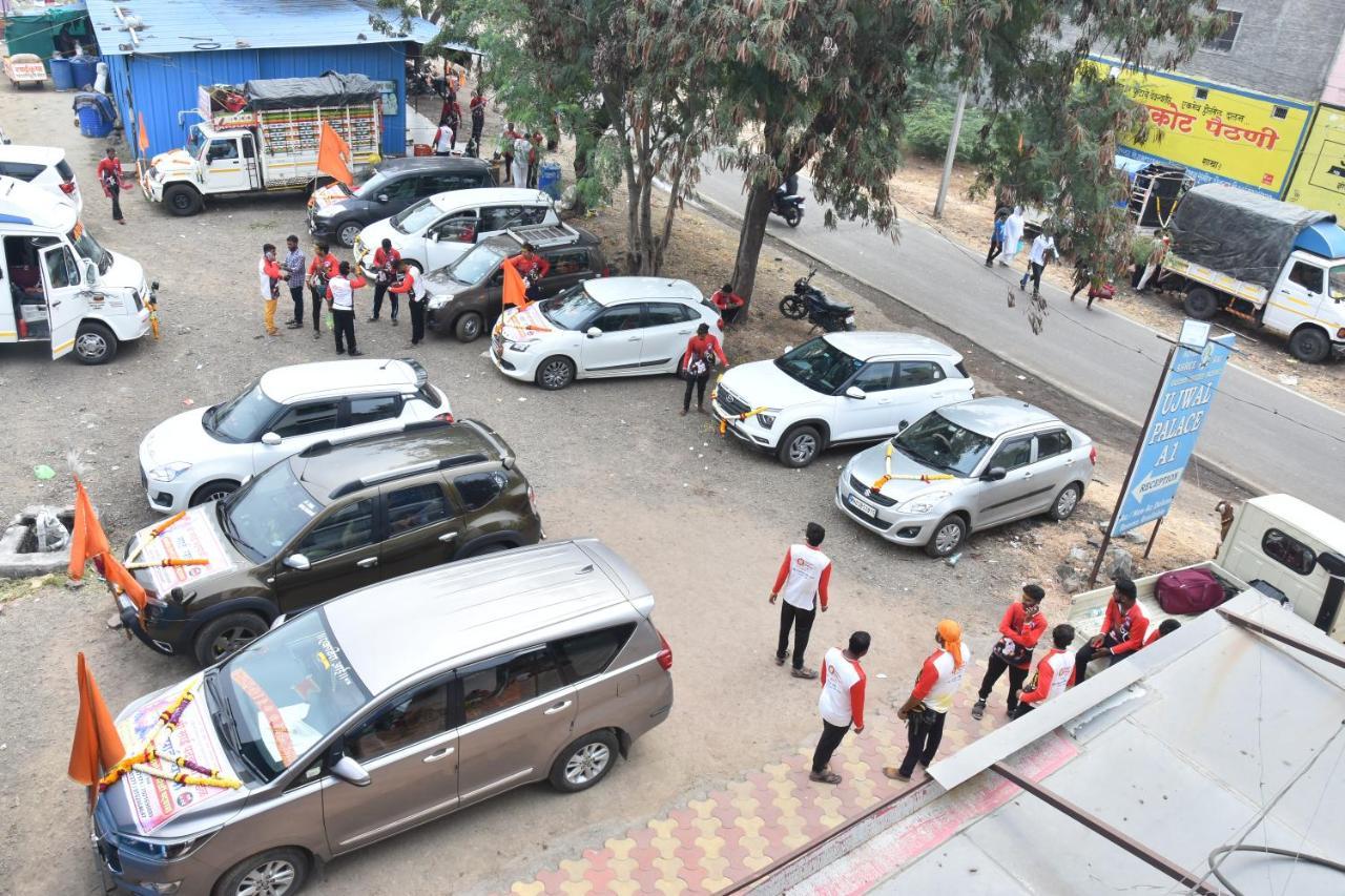 Hotel Temple Sai Shirdi Buitenkant foto